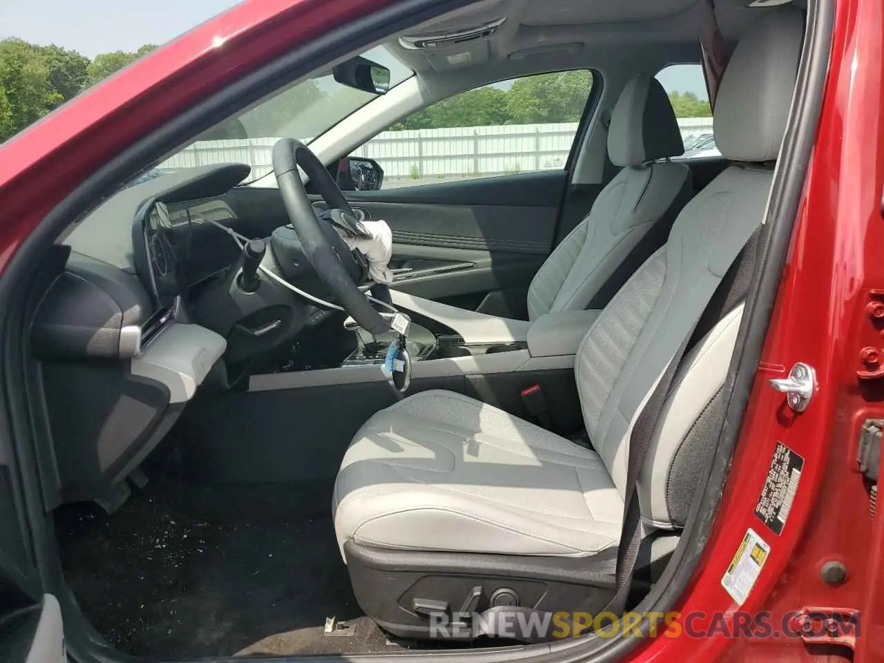 7 Photograph of a damaged car KMHLP4DGXSU891168 HYUNDAI ELANTRA 2025