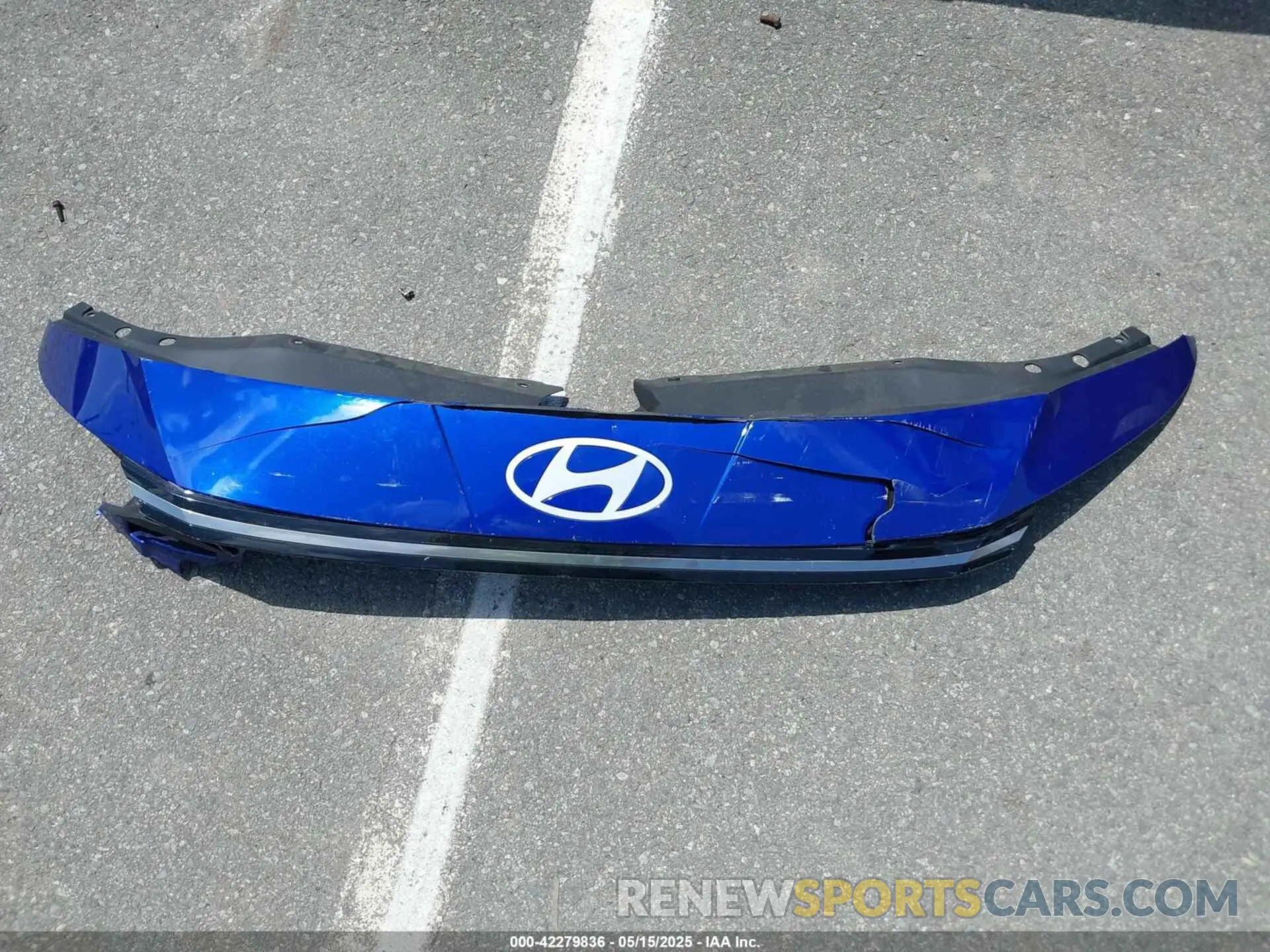 12 Photograph of a damaged car KMHLS4DG0SU856413 HYUNDAI ELANTRA 2025