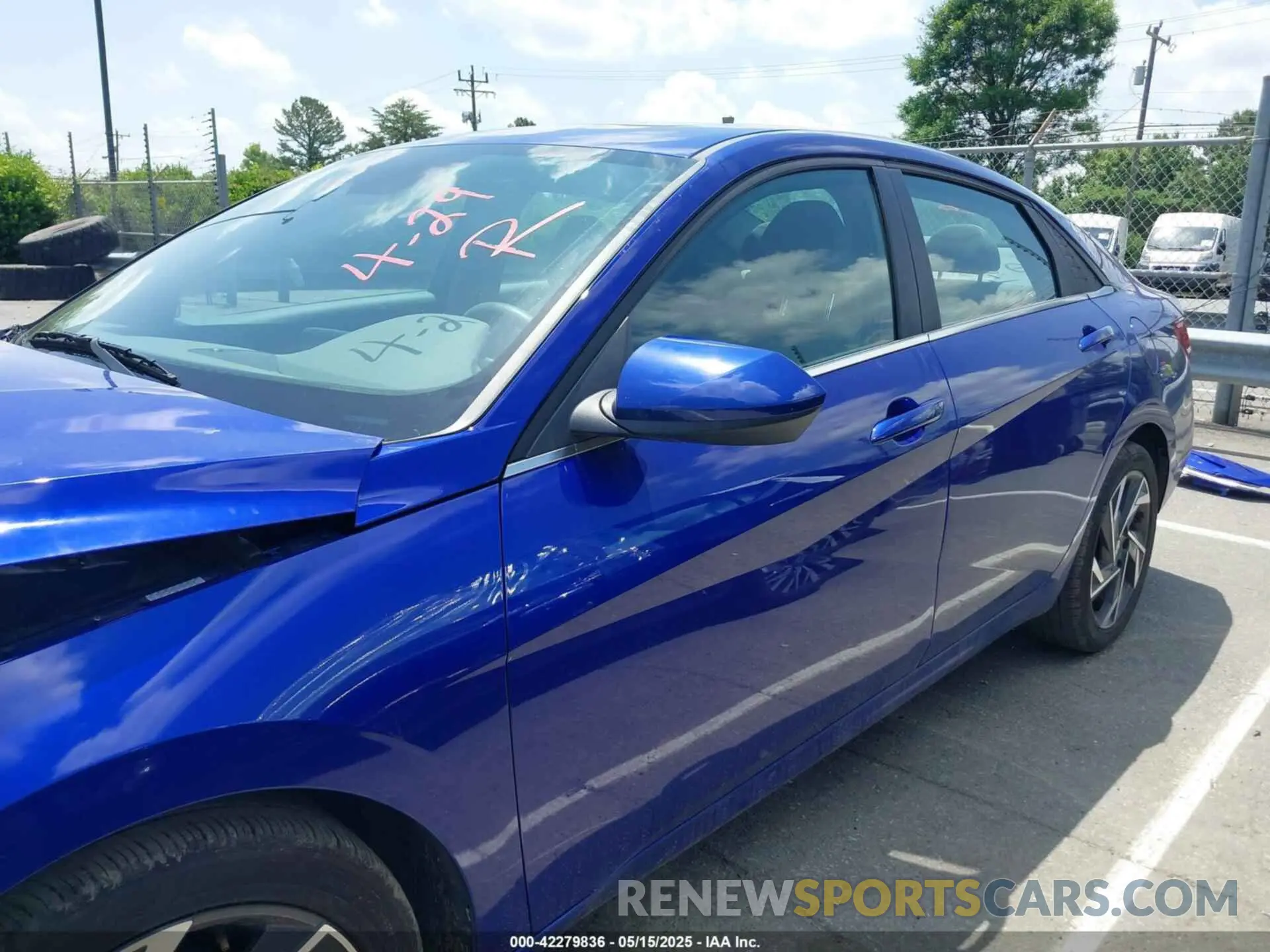 15 Photograph of a damaged car KMHLS4DG0SU856413 HYUNDAI ELANTRA 2025