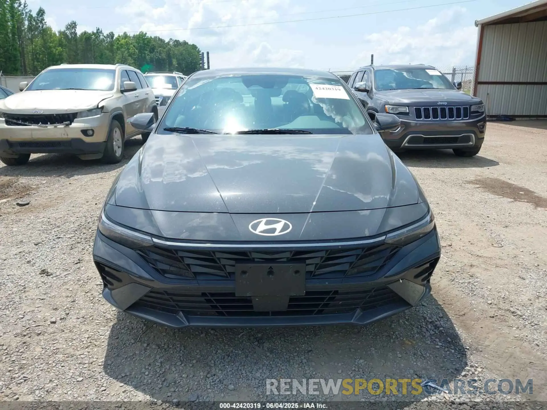 12 Photograph of a damaged car KMHLS4DG0SU859747 HYUNDAI ELANTRA 2025
