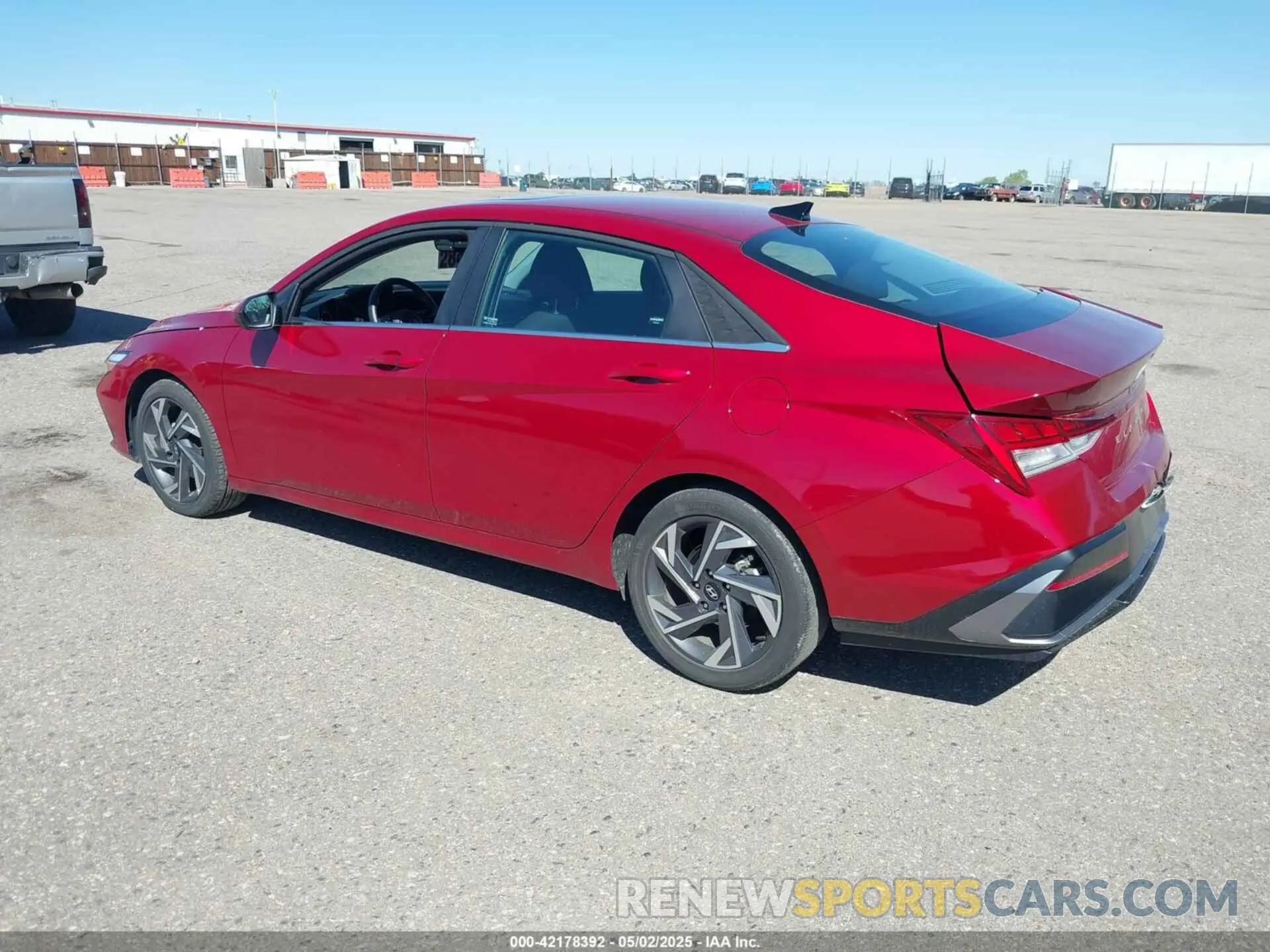 3 Photograph of a damaged car KMHLS4DG0SU861661 HYUNDAI ELANTRA 2025
