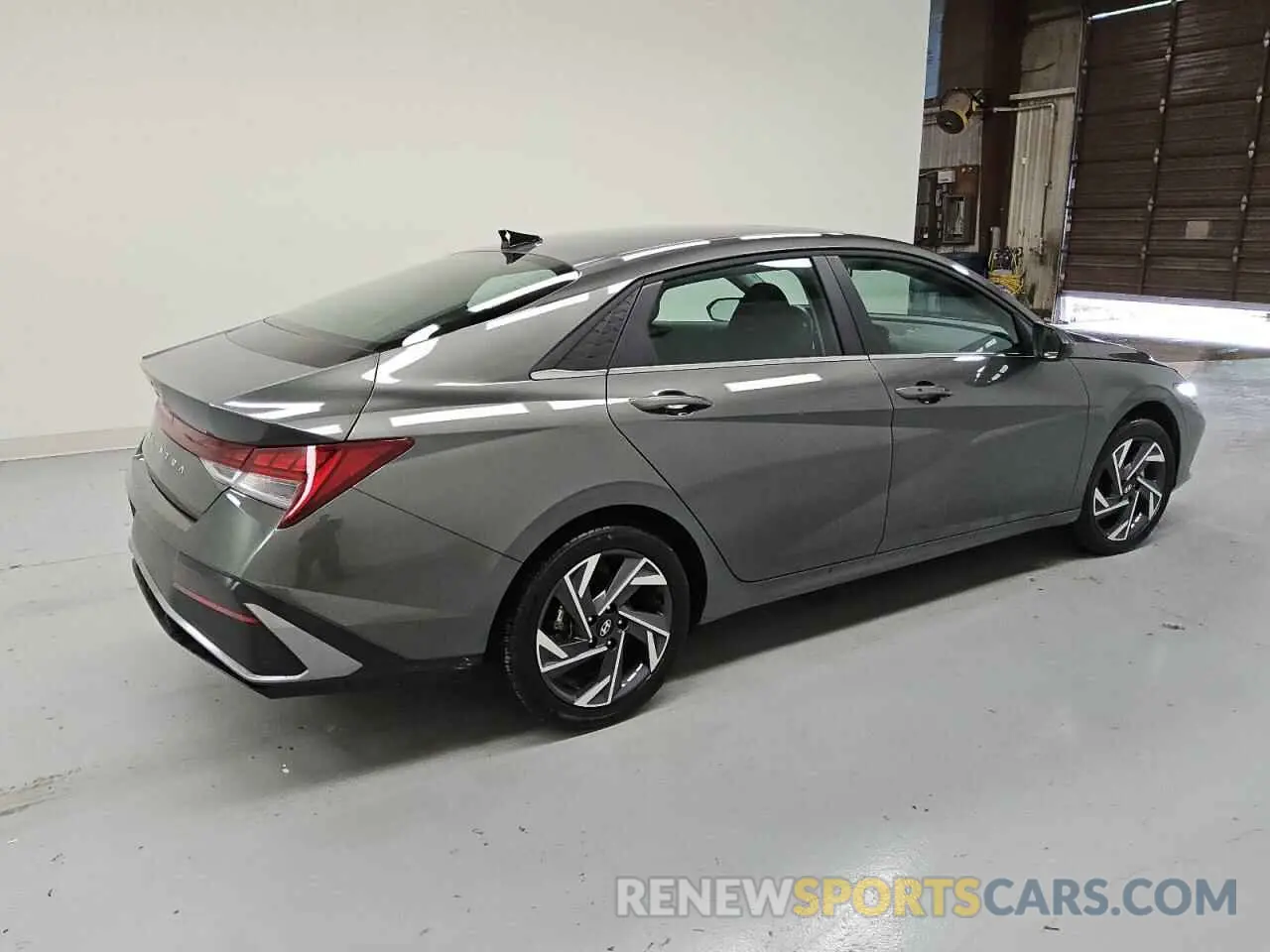 3 Photograph of a damaged car KMHLS4DG0SU880193 HYUNDAI ELANTRA 2025