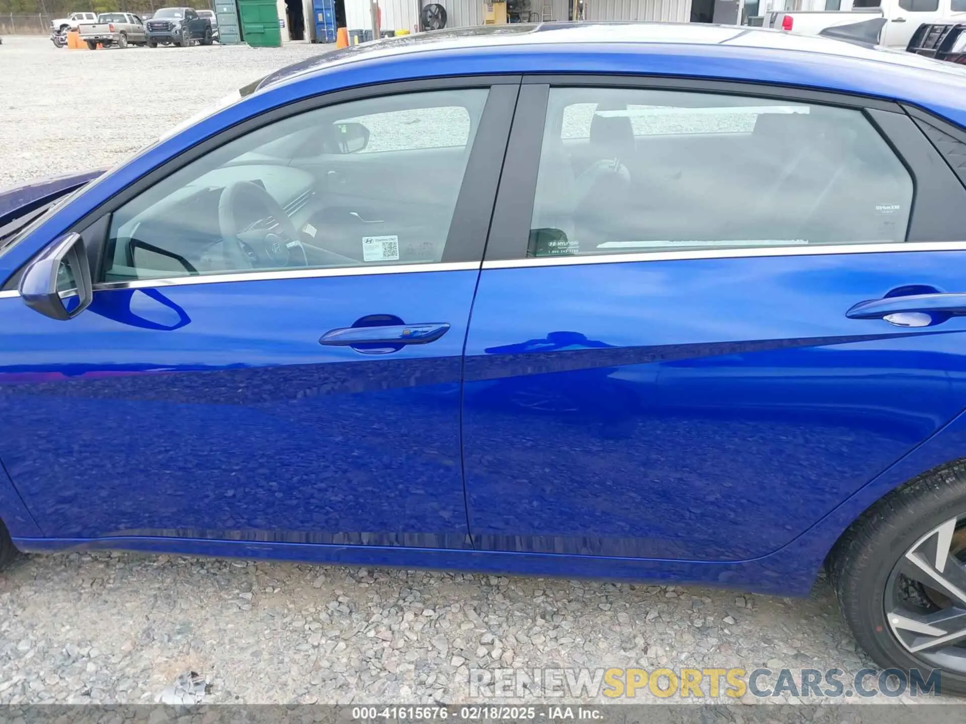 14 Photograph of a damaged car KMHLS4DG0SU921096 HYUNDAI ELANTRA 2025
