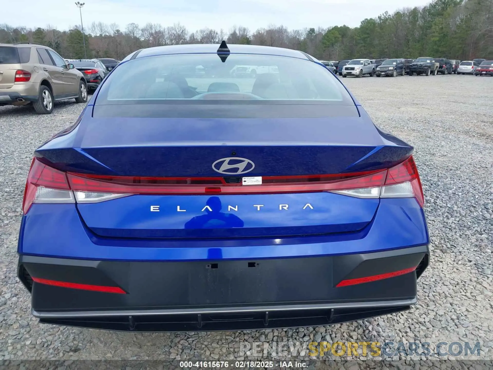 16 Photograph of a damaged car KMHLS4DG0SU921096 HYUNDAI ELANTRA 2025