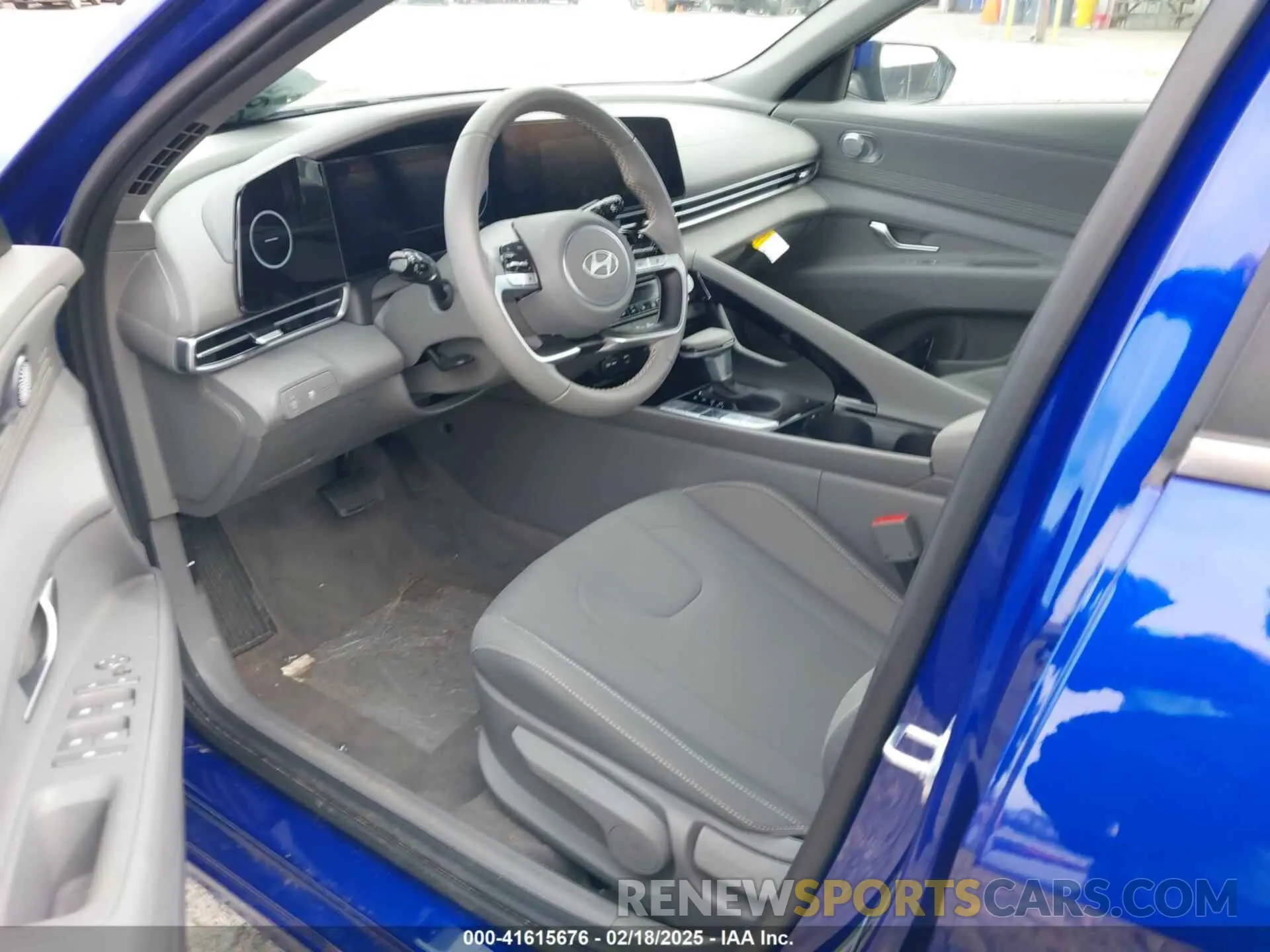 5 Photograph of a damaged car KMHLS4DG0SU921096 HYUNDAI ELANTRA 2025
