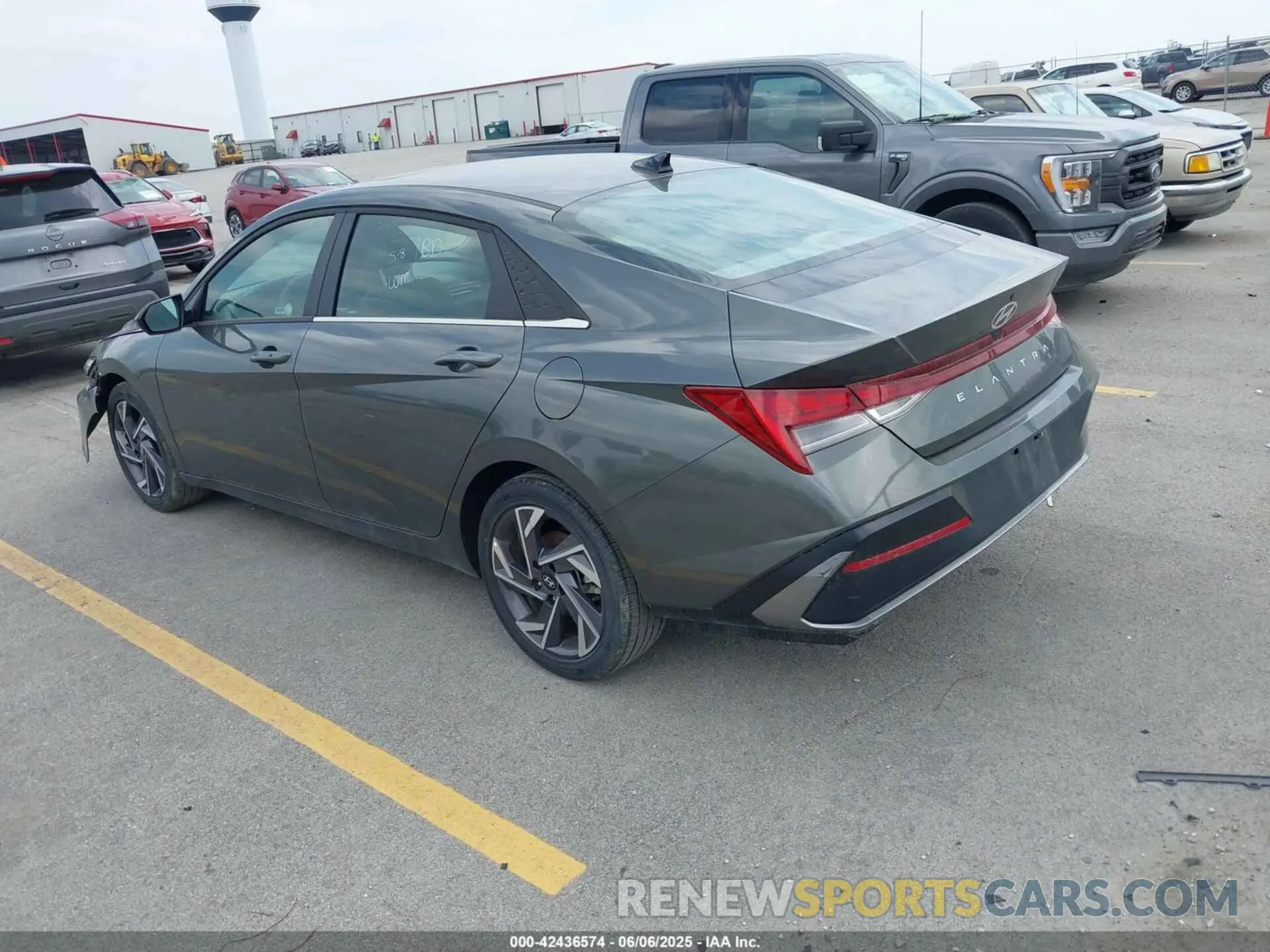3 Photograph of a damaged car KMHLS4DG0SU949674 HYUNDAI ELANTRA 2025