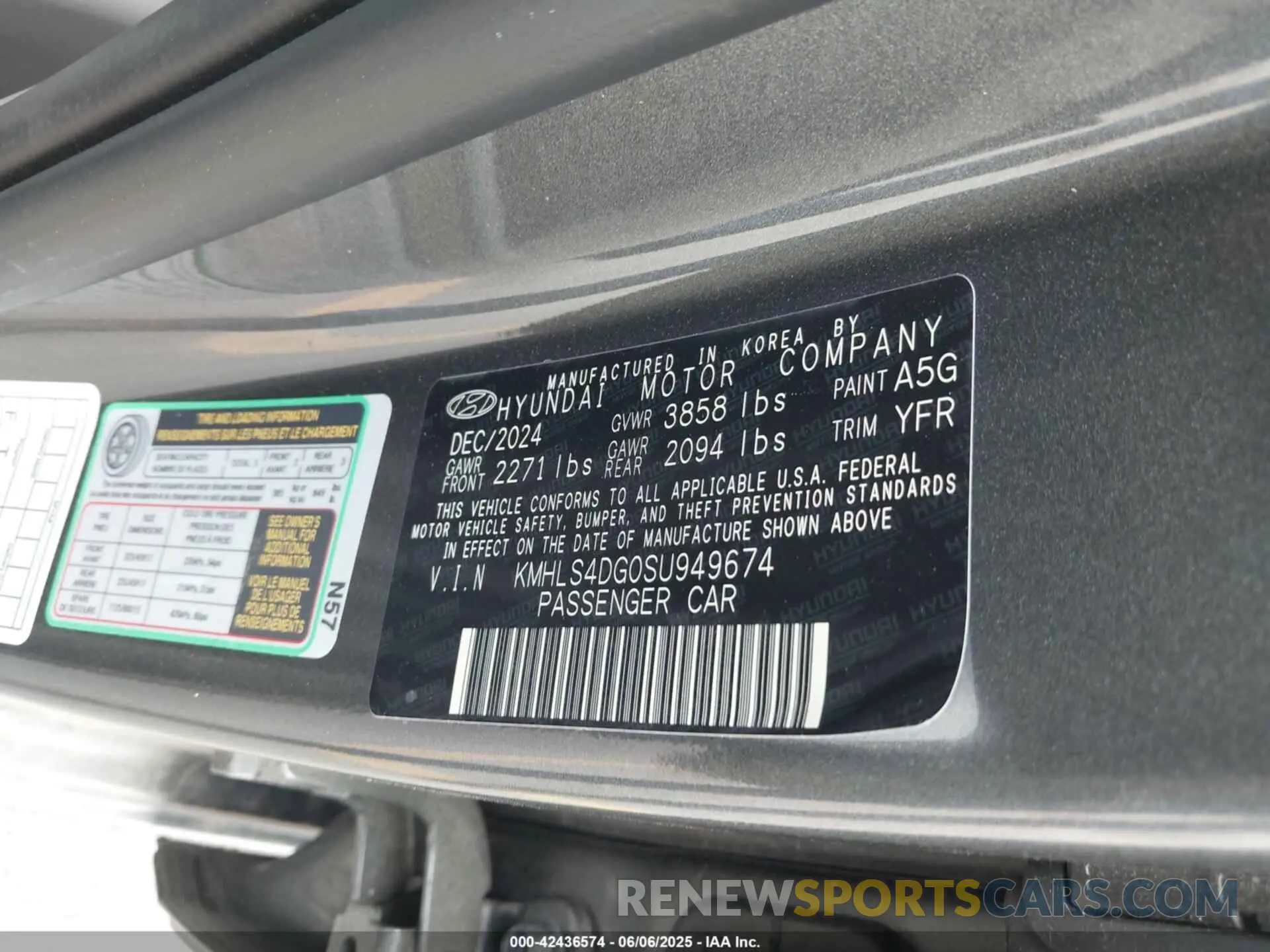 9 Photograph of a damaged car KMHLS4DG0SU949674 HYUNDAI ELANTRA 2025