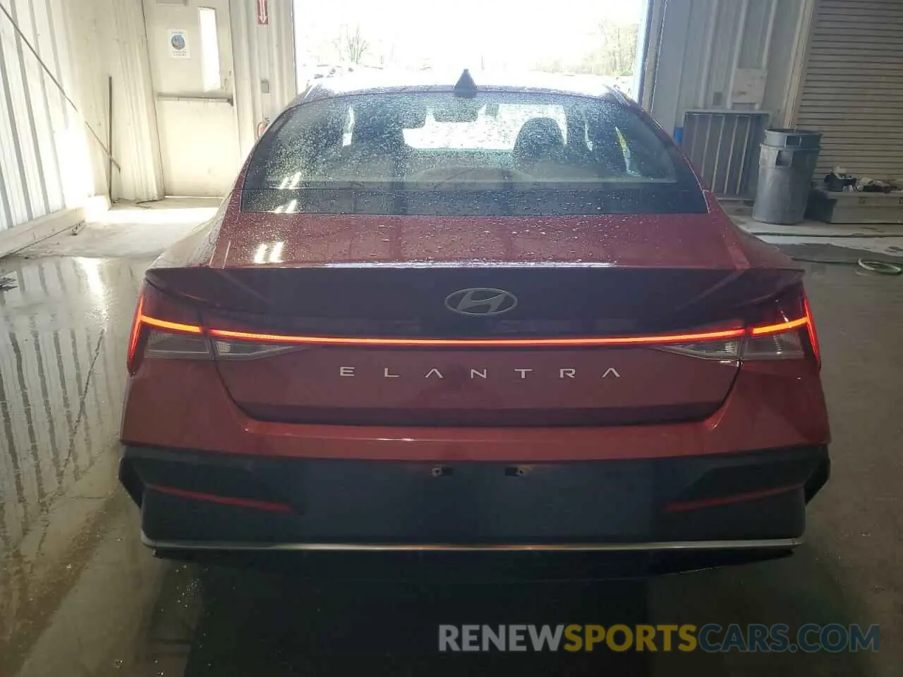 6 Photograph of a damaged car KMHLS4DG2SU892992 HYUNDAI ELANTRA 2025