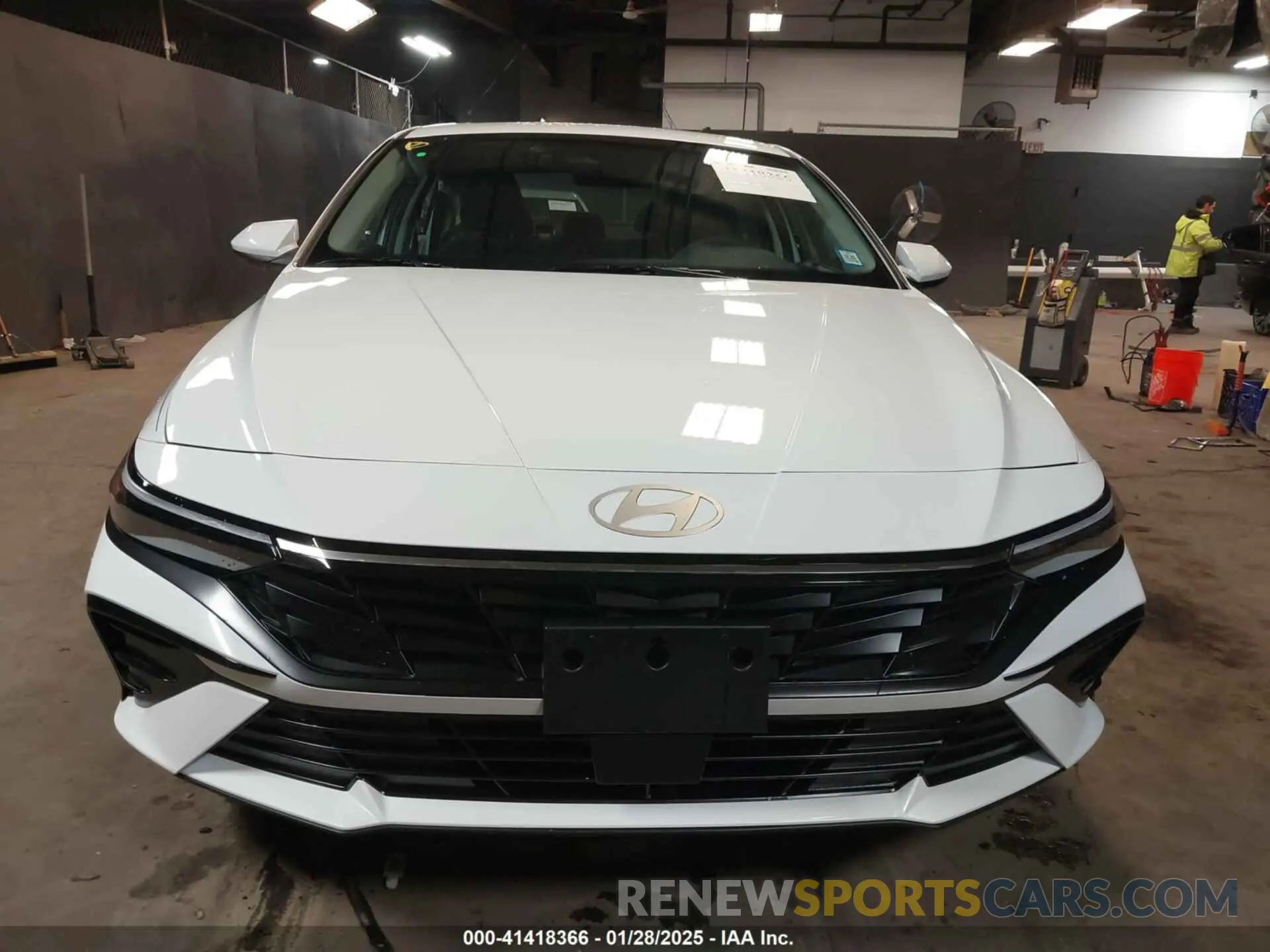 12 Photograph of a damaged car KMHLS4DG2SU895603 HYUNDAI ELANTRA 2025