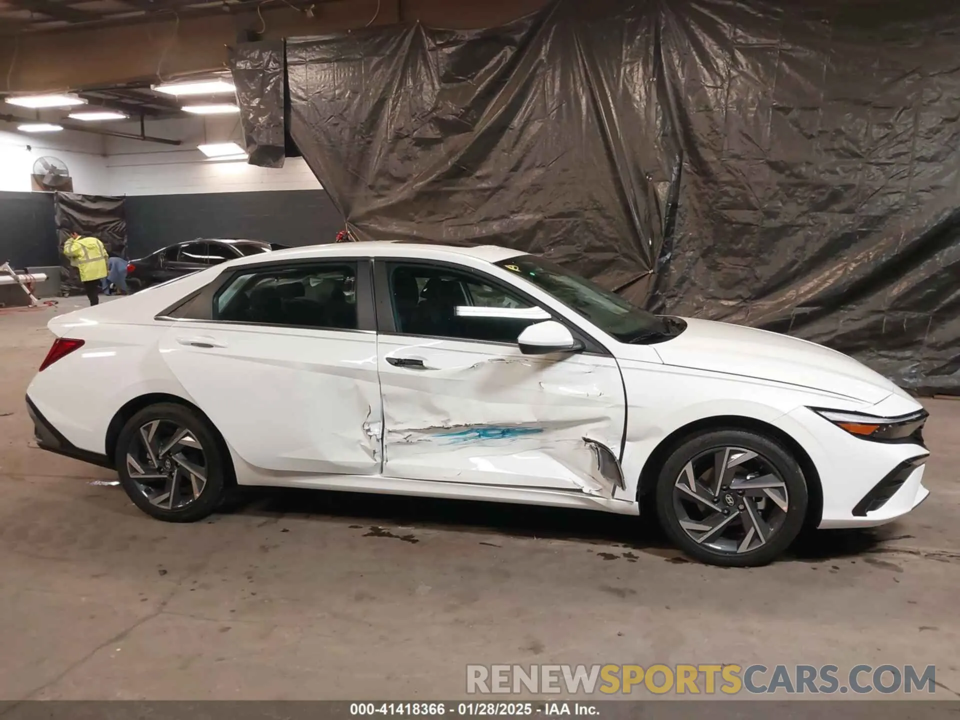 13 Photograph of a damaged car KMHLS4DG2SU895603 HYUNDAI ELANTRA 2025