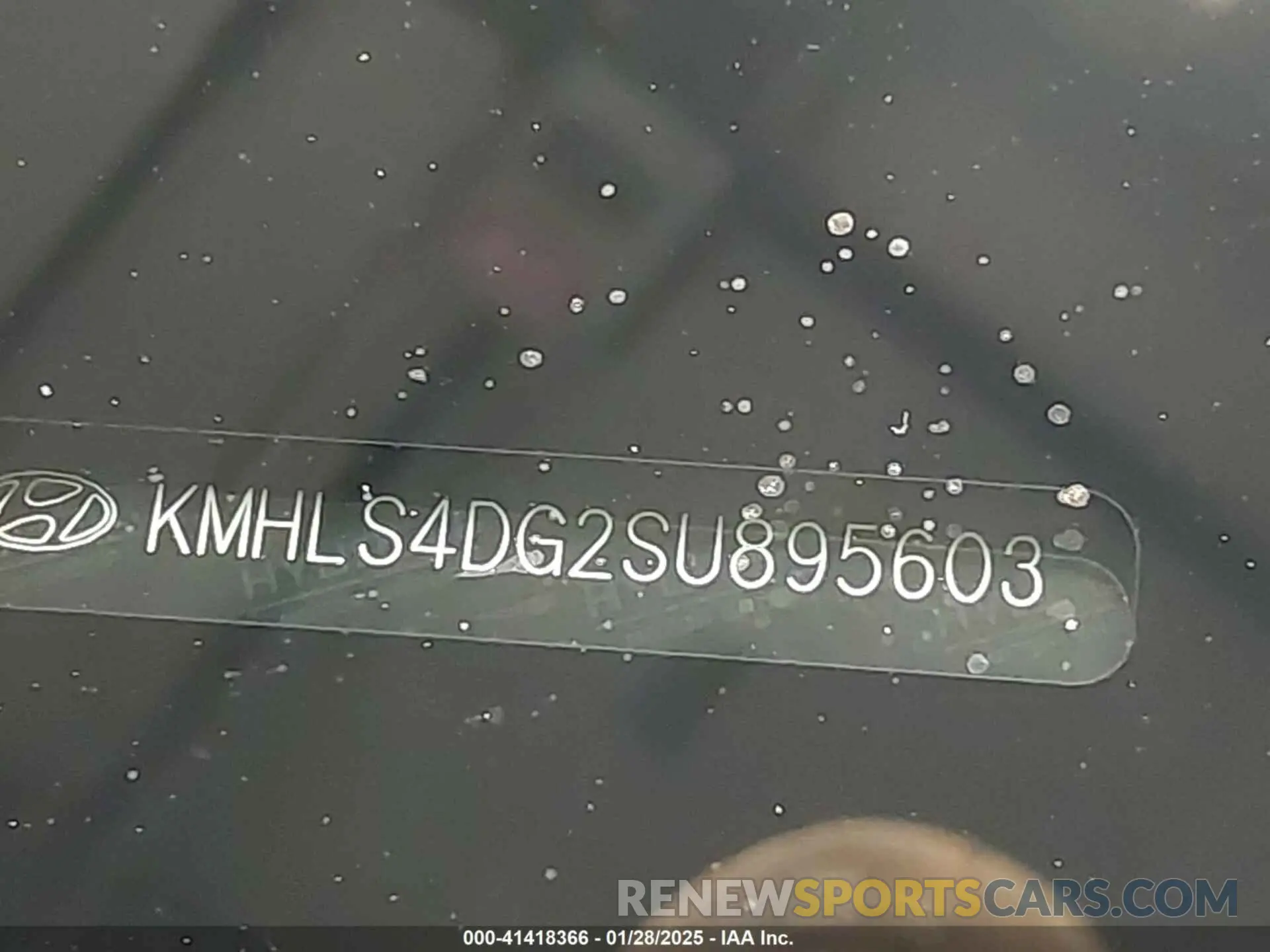 17 Photograph of a damaged car KMHLS4DG2SU895603 HYUNDAI ELANTRA 2025