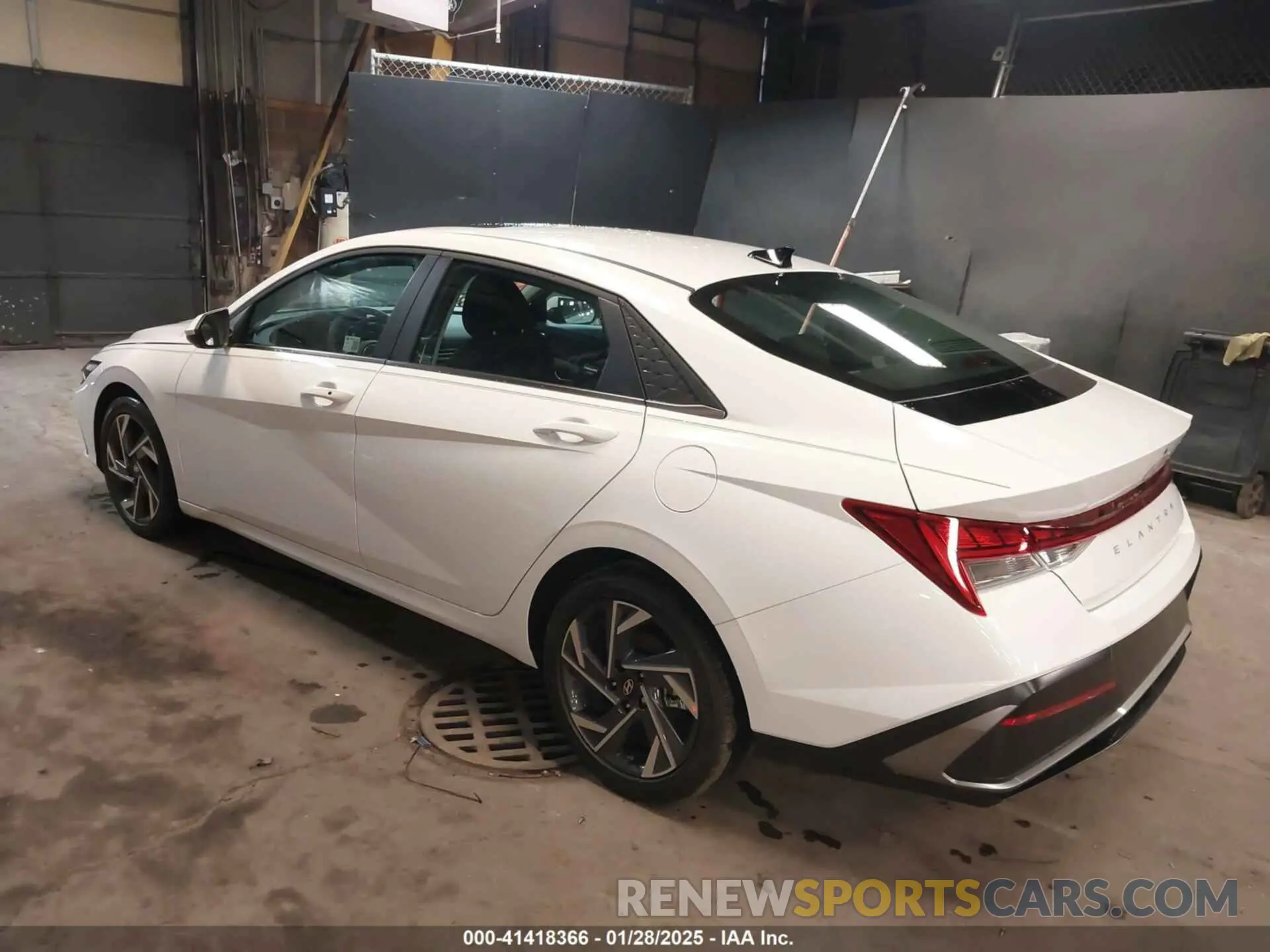 3 Photograph of a damaged car KMHLS4DG2SU895603 HYUNDAI ELANTRA 2025