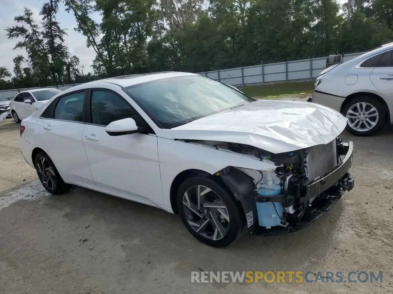 4 Photograph of a damaged car KMHLS4DG2SU920869 HYUNDAI ELANTRA 2025