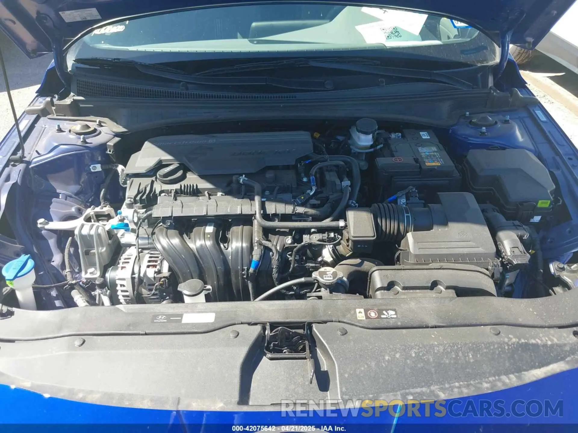 10 Photograph of a damaged car KMHLS4DG2SU965777 HYUNDAI ELANTRA 2025