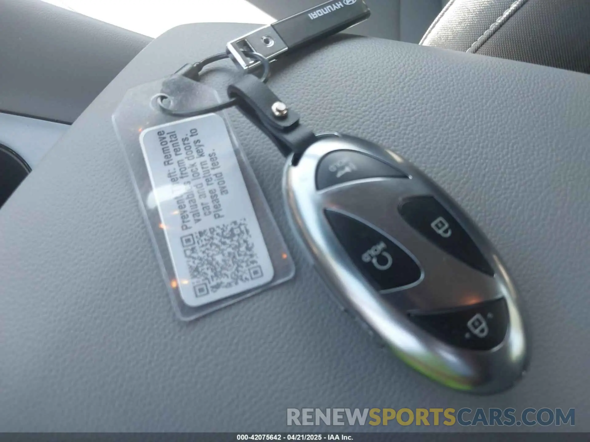 11 Photograph of a damaged car KMHLS4DG2SU965777 HYUNDAI ELANTRA 2025