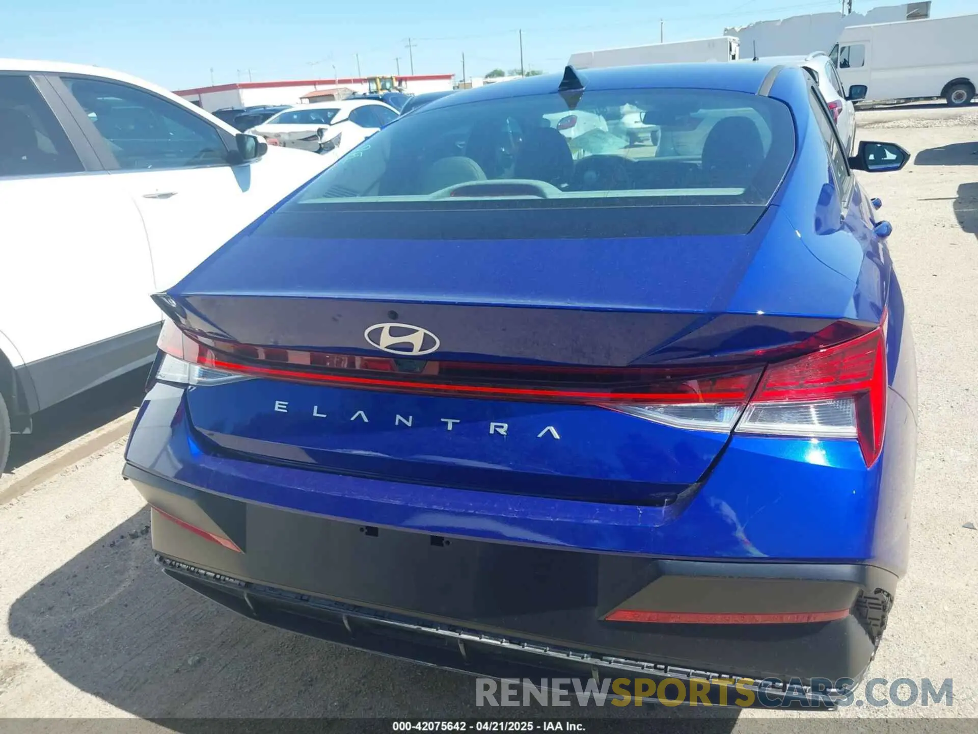 16 Photograph of a damaged car KMHLS4DG2SU965777 HYUNDAI ELANTRA 2025