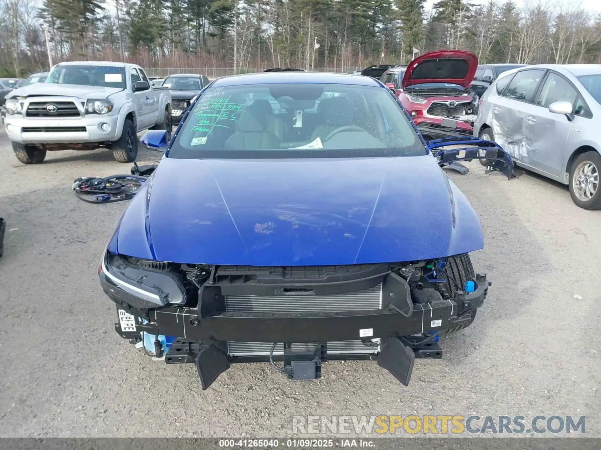 13 Photograph of a damaged car KMHLS4DG3SU860858 HYUNDAI ELANTRA 2025