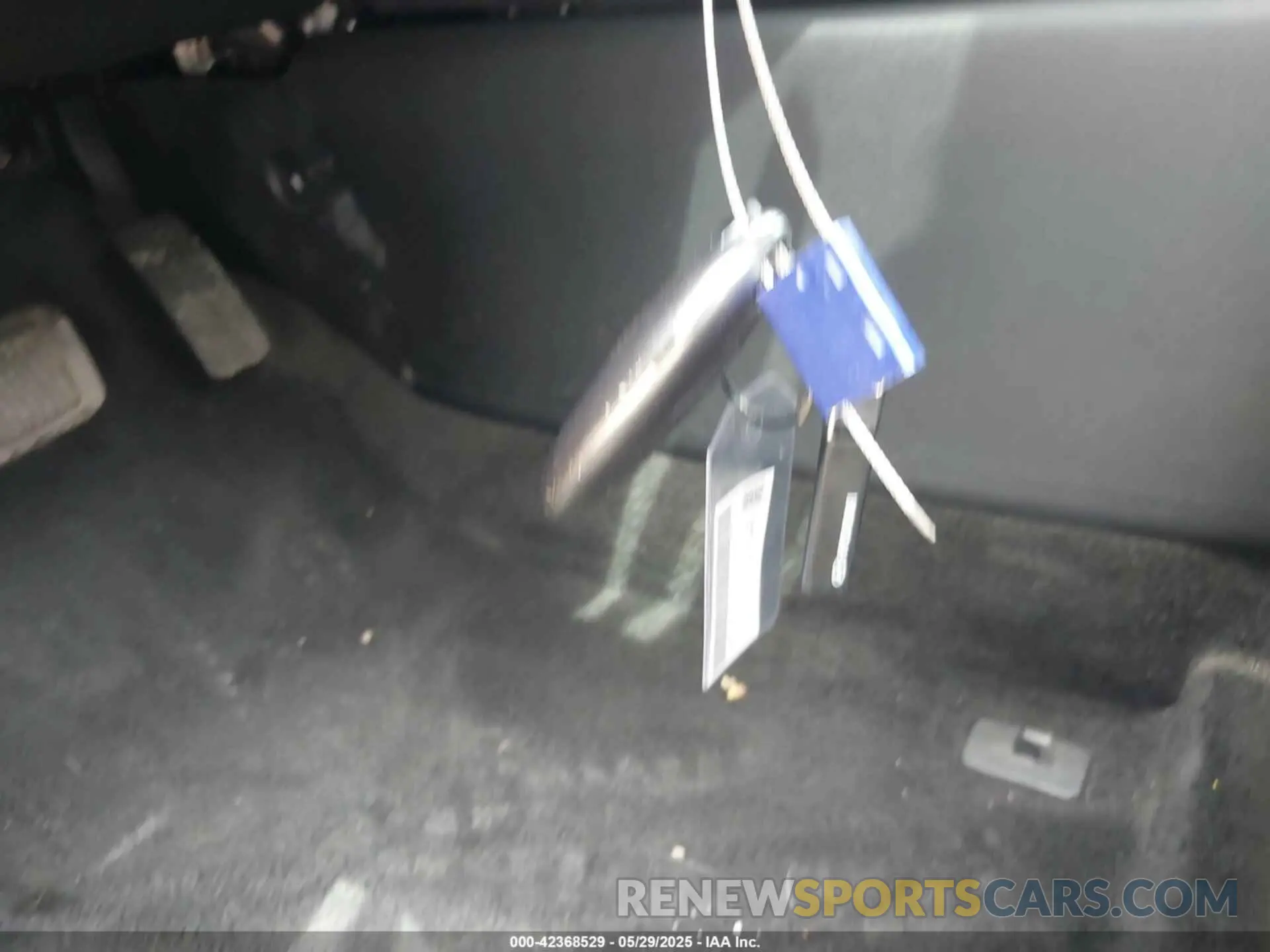 11 Photograph of a damaged car KMHLS4DG3SU862691 HYUNDAI ELANTRA 2025