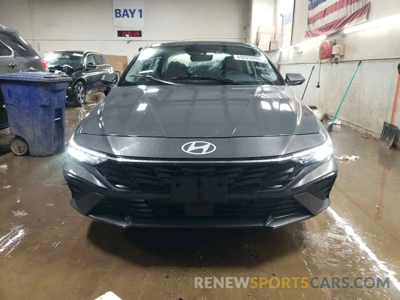 5 Photograph of a damaged car KMHLS4DG4SU857905 HYUNDAI ELANTRA 2025