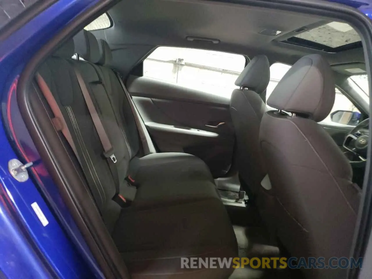 10 Photograph of a damaged car KMHLS4DG4SU898485 HYUNDAI ELANTRA 2025