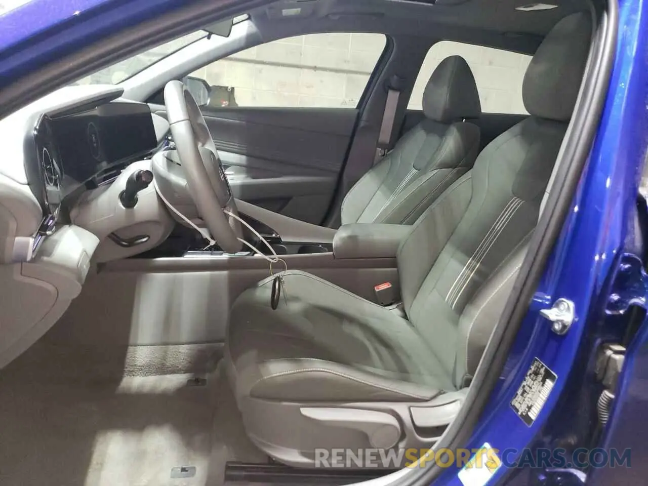7 Photograph of a damaged car KMHLS4DG4SU898485 HYUNDAI ELANTRA 2025