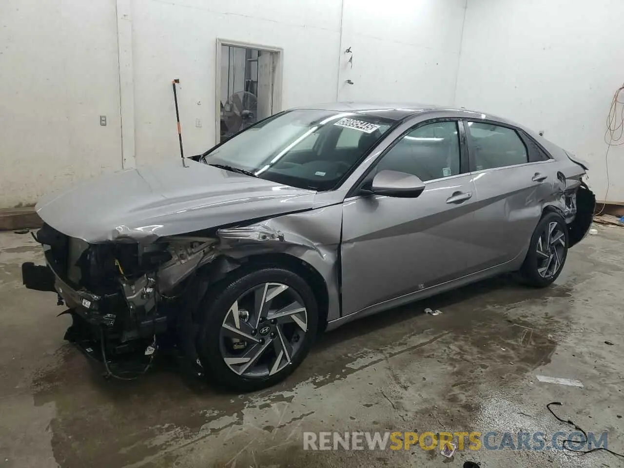 1 Photograph of a damaged car KMHLS4DG4SU904155 HYUNDAI ELANTRA 2025