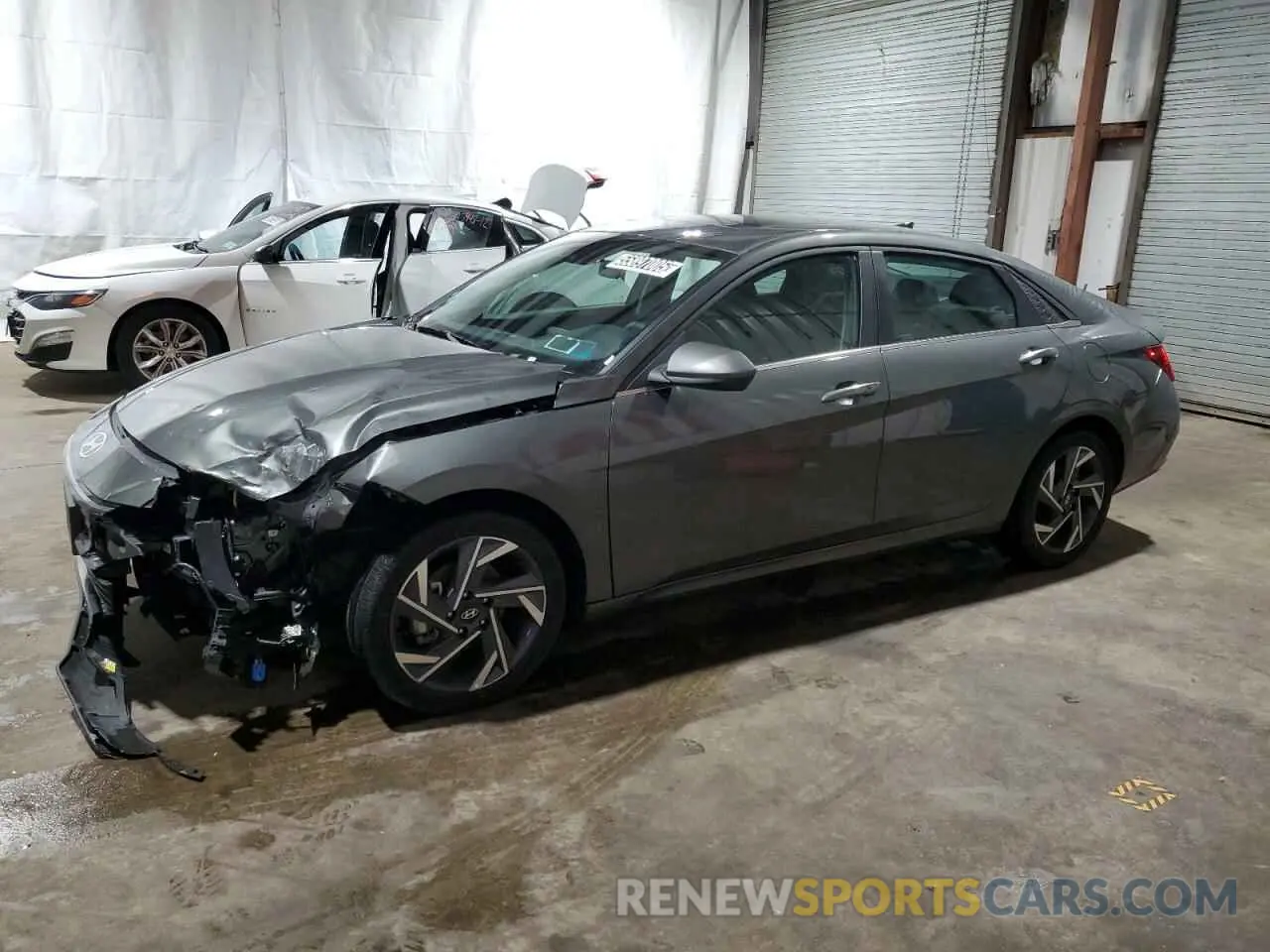 1 Photograph of a damaged car KMHLS4DG4SU908240 HYUNDAI ELANTRA 2025