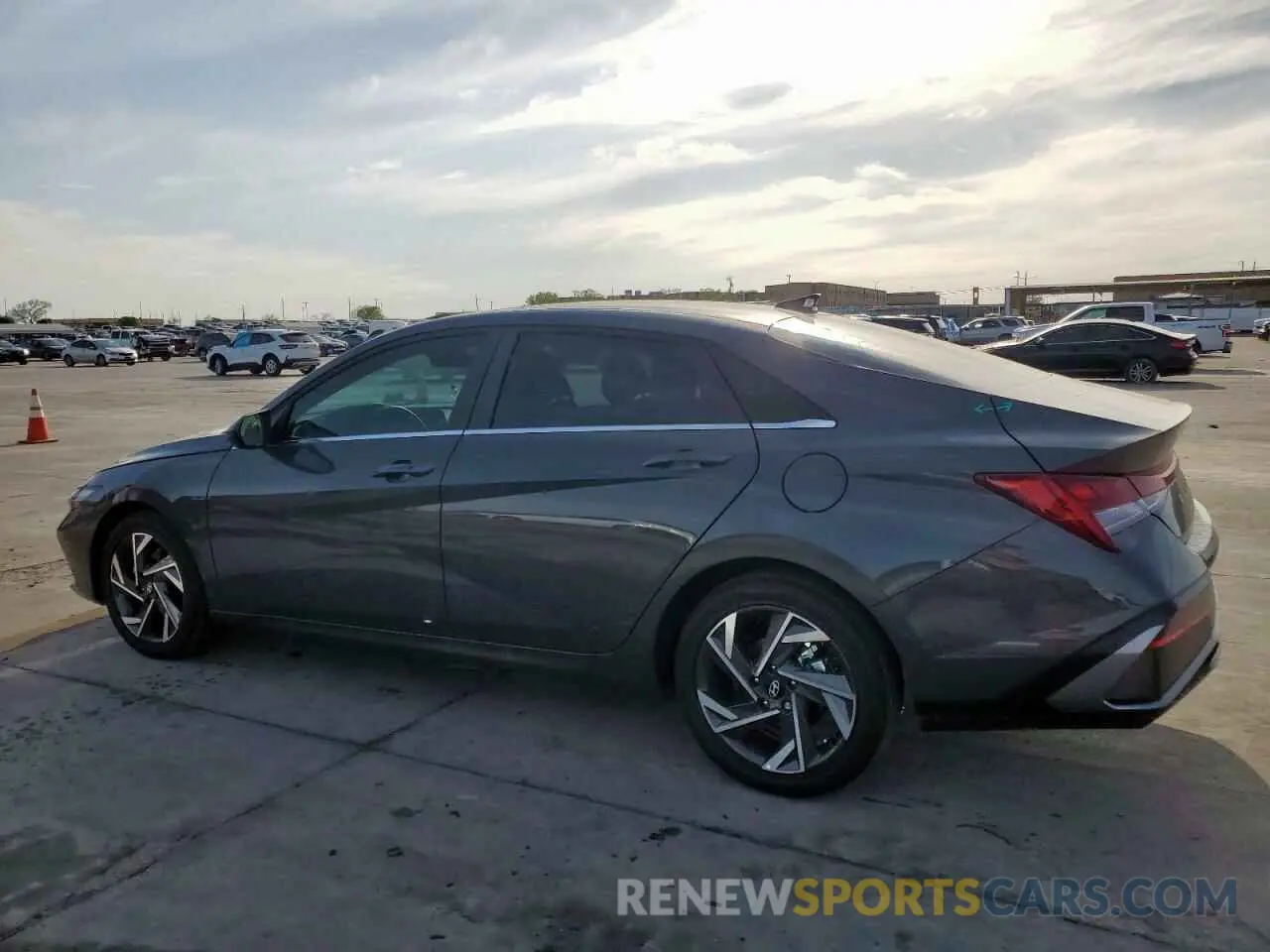 2 Photograph of a damaged car KMHLS4DG4SU952223 HYUNDAI ELANTRA 2025