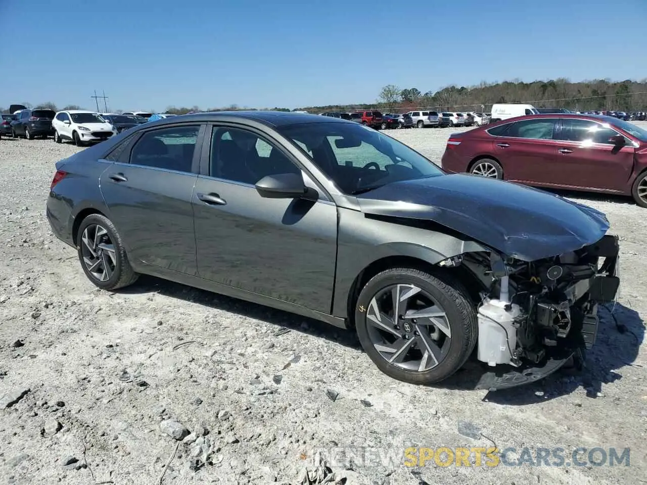 4 Photograph of a damaged car KMHLS4DG5SU855130 HYUNDAI ELANTRA 2025