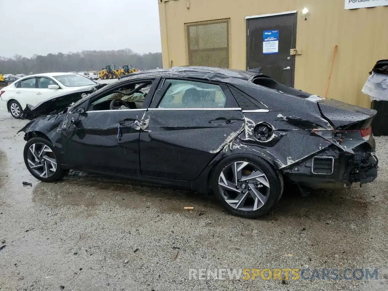 2 Photograph of a damaged car KMHLS4DG5SU904942 HYUNDAI ELANTRA 2025
