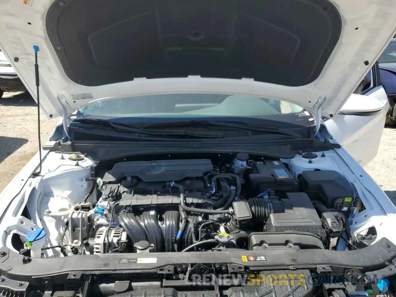 11 Photograph of a damaged car KMHLS4DG5SU906755 HYUNDAI ELANTRA 2025