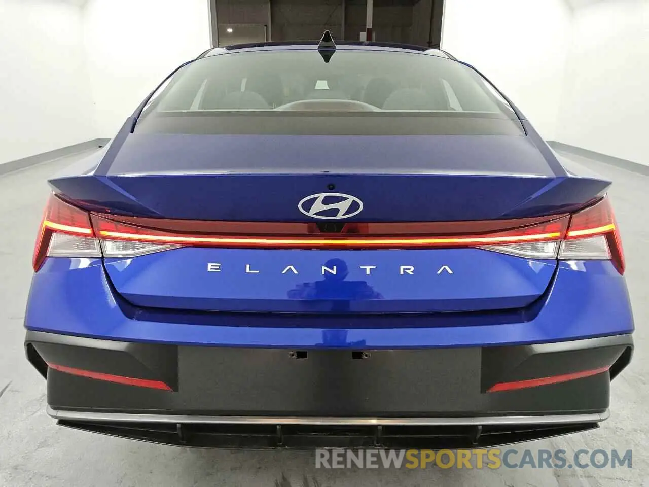 6 Photograph of a damaged car KMHLS4DG5SU907596 HYUNDAI ELANTRA 2025