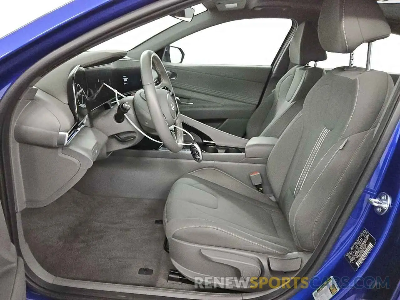 7 Photograph of a damaged car KMHLS4DG5SU907596 HYUNDAI ELANTRA 2025