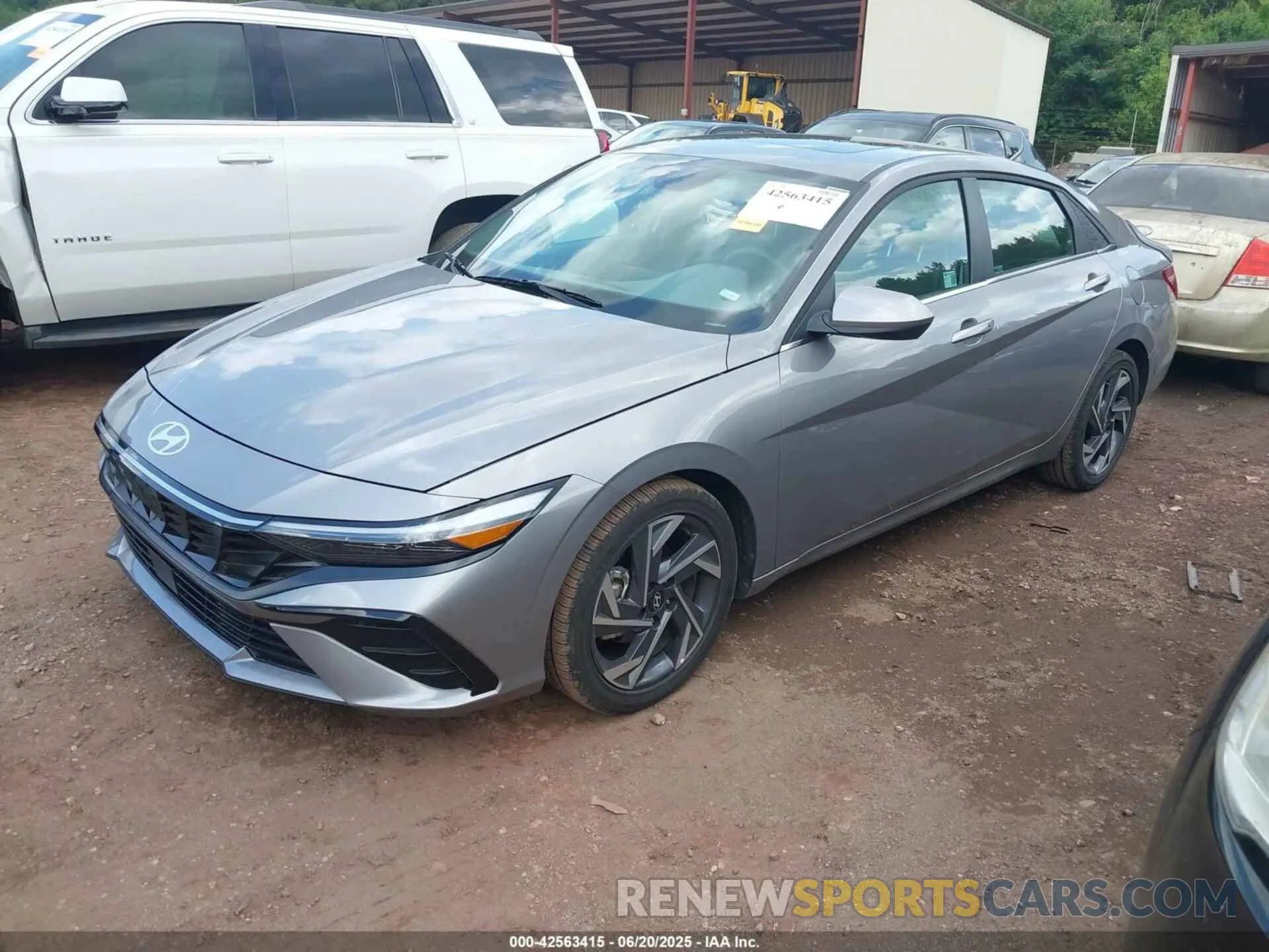 2 Photograph of a damaged car KMHLS4DG5SU919506 HYUNDAI ELANTRA 2025