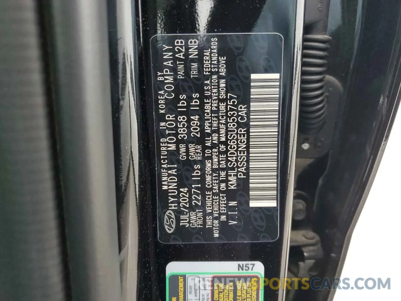 13 Photograph of a damaged car KMHLS4DG6SU853757 HYUNDAI ELANTRA 2025
