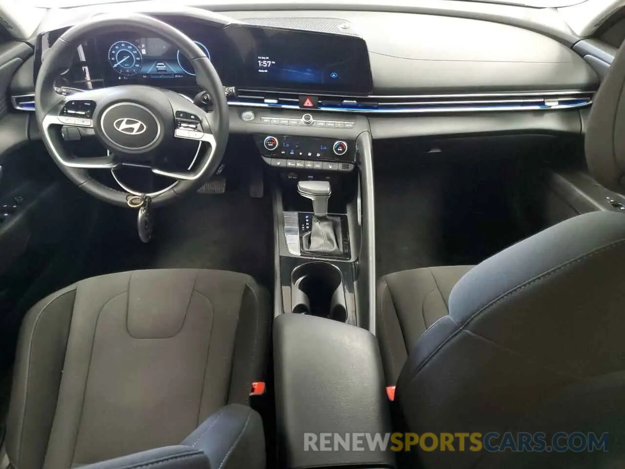 8 Photograph of a damaged car KMHLS4DG6SU871403 HYUNDAI ELANTRA 2025