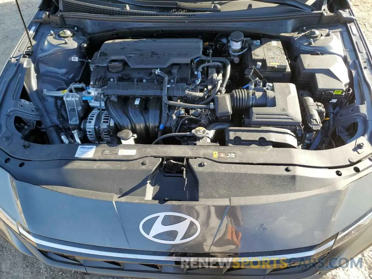 11 Photograph of a damaged car KMHLS4DG6SU871580 HYUNDAI ELANTRA 2025