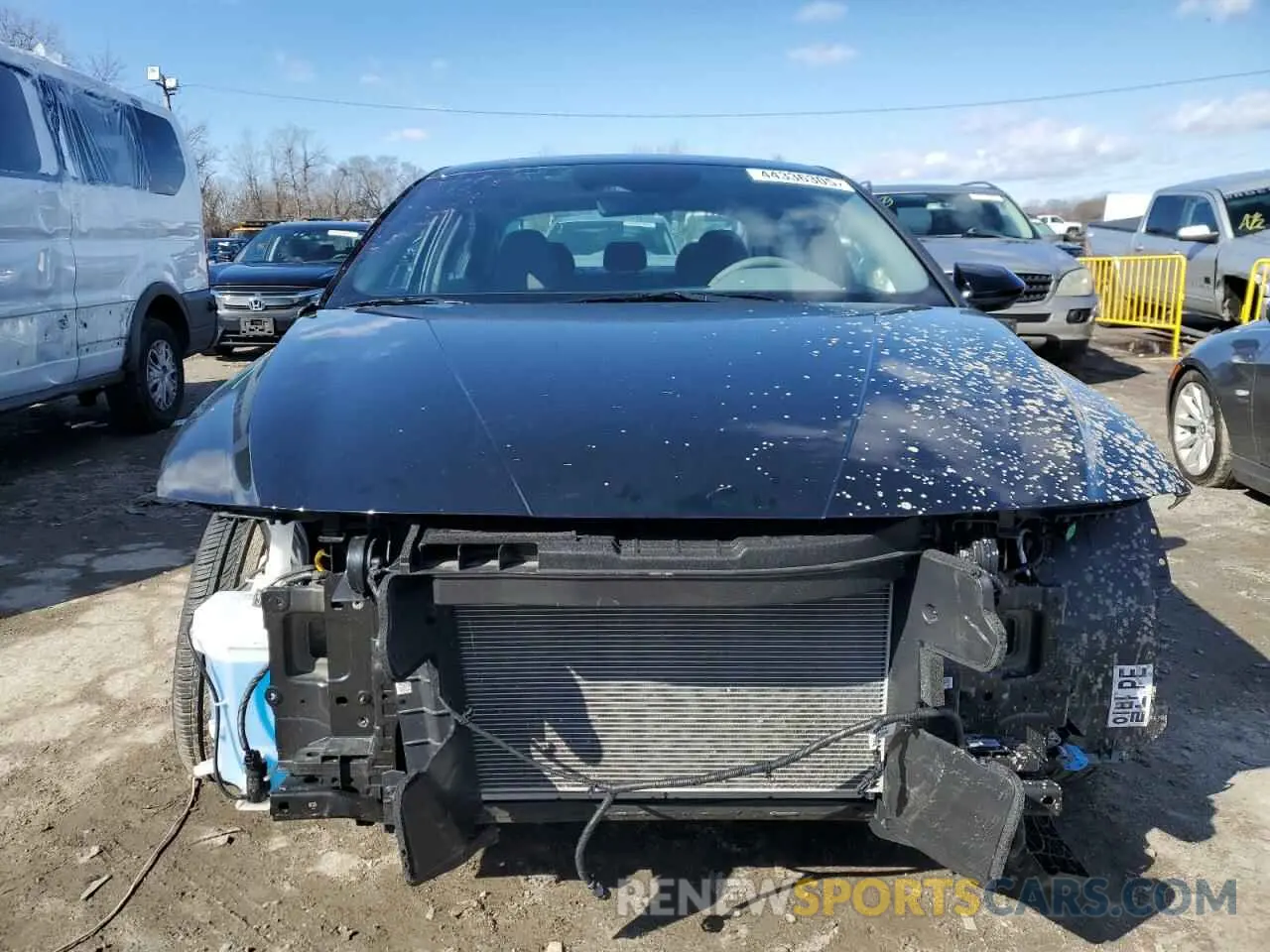 5 Photograph of a damaged car KMHLS4DG6SU891344 HYUNDAI ELANTRA 2025