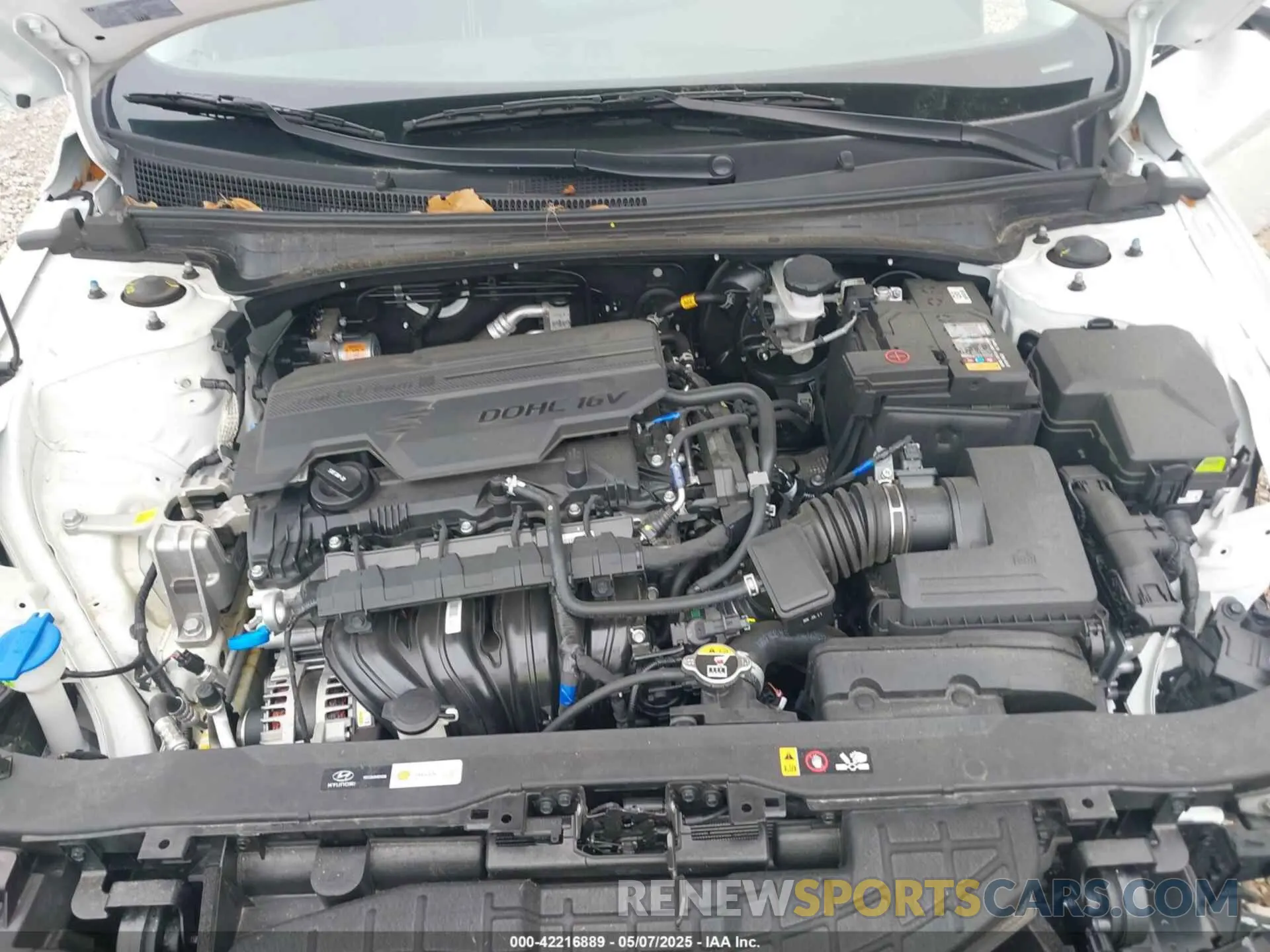 10 Photograph of a damaged car KMHLS4DG6SU898276 HYUNDAI ELANTRA 2025