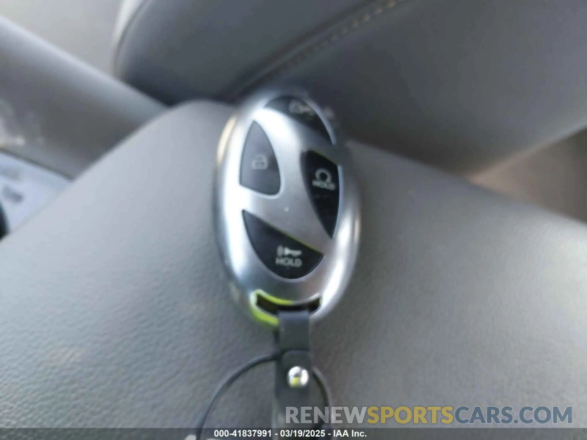 11 Photograph of a damaged car KMHLS4DG6SU904397 HYUNDAI ELANTRA 2025