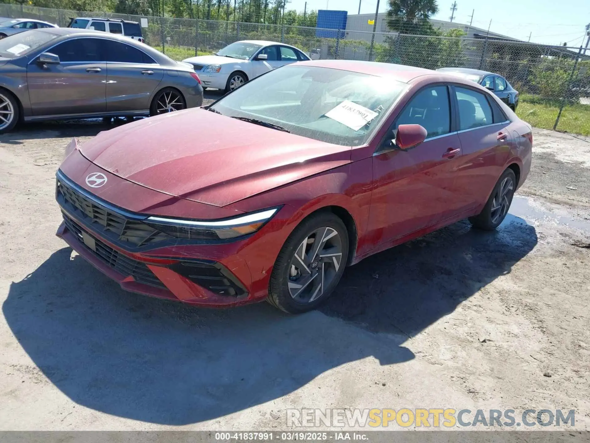 2 Photograph of a damaged car KMHLS4DG6SU904397 HYUNDAI ELANTRA 2025