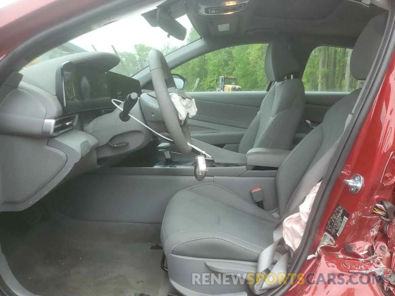 7 Photograph of a damaged car KMHLS4DG6SU909390 HYUNDAI ELANTRA 2025