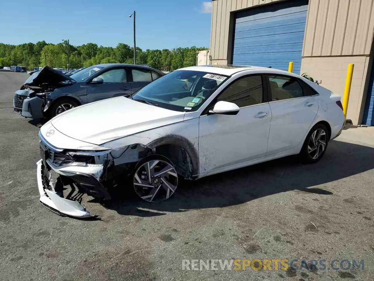 1 Photograph of a damaged car KMHLS4DG7SU861706 HYUNDAI ELANTRA 2025