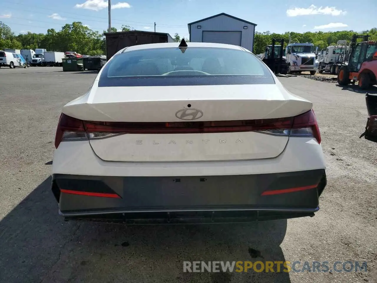 6 Photograph of a damaged car KMHLS4DG7SU861706 HYUNDAI ELANTRA 2025