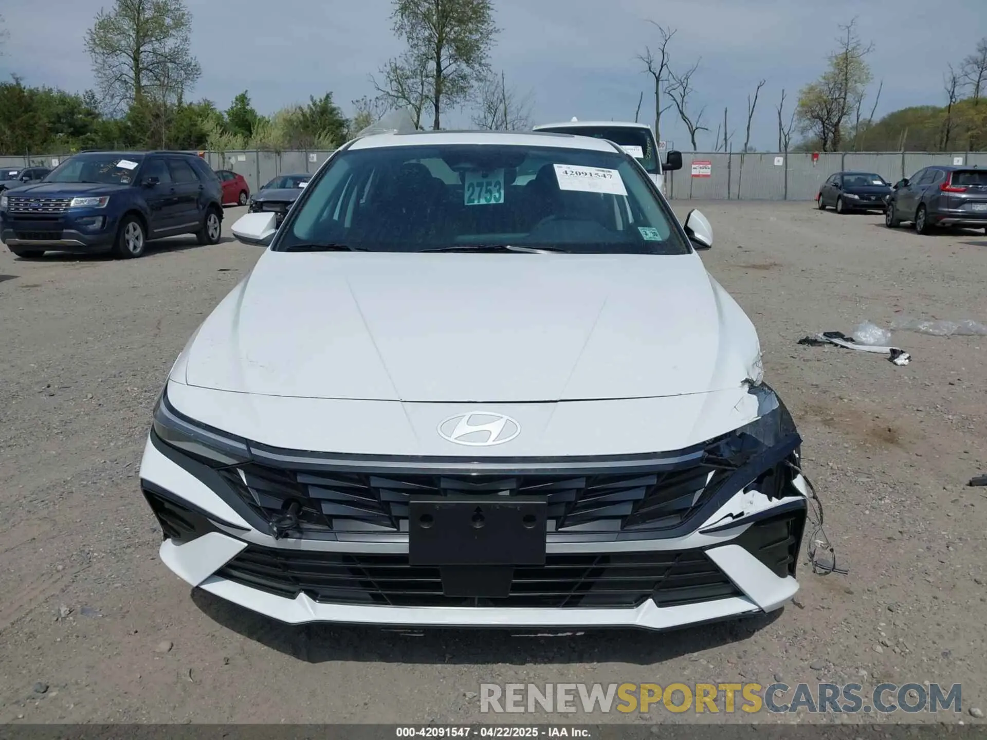 12 Photograph of a damaged car KMHLS4DG7SU913965 HYUNDAI ELANTRA 2025