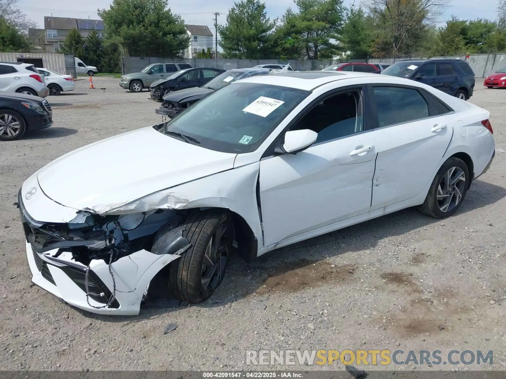2 Photograph of a damaged car KMHLS4DG7SU913965 HYUNDAI ELANTRA 2025