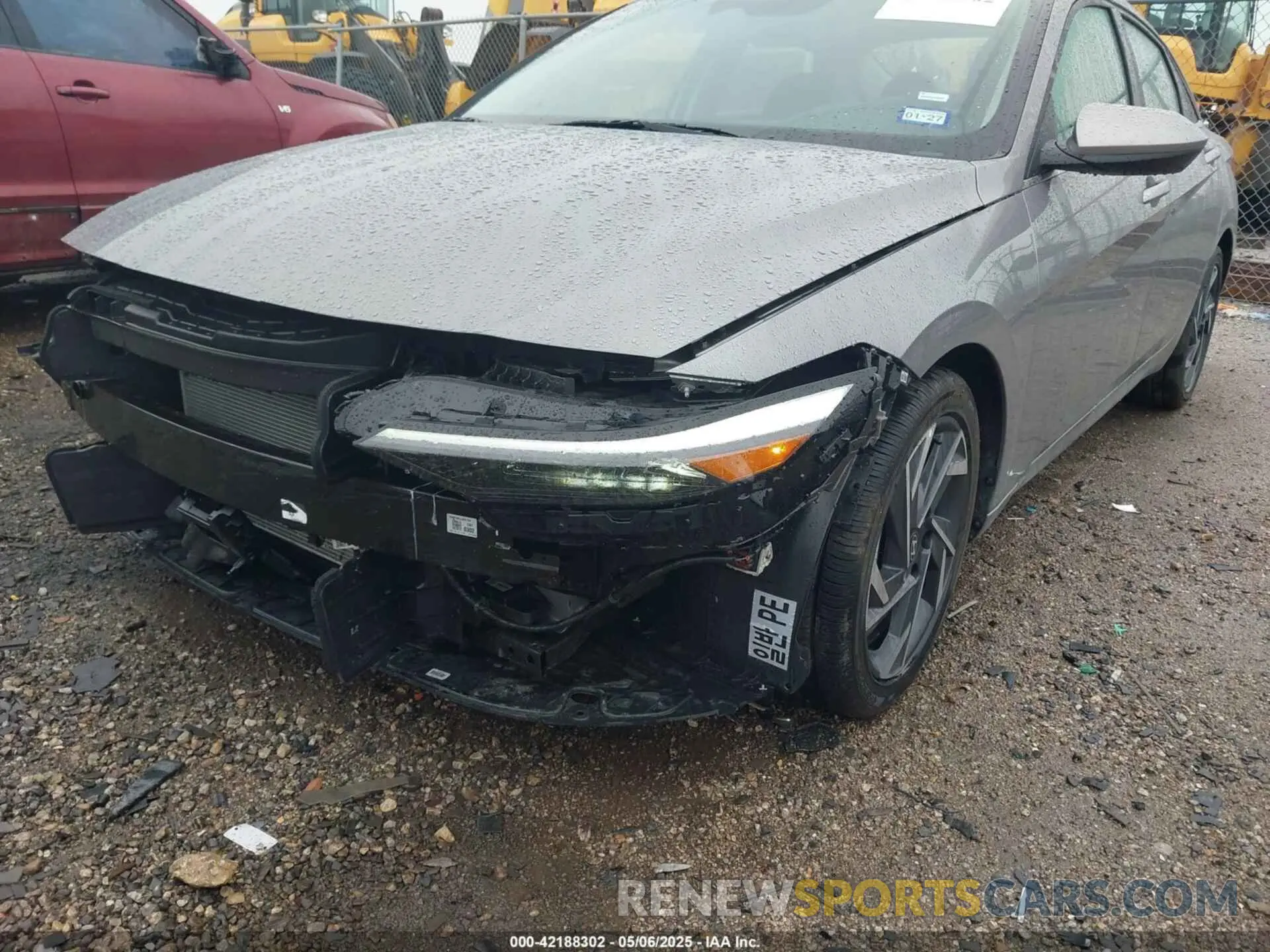 6 Photograph of a damaged car KMHLS4DG7SU952152 HYUNDAI ELANTRA 2025