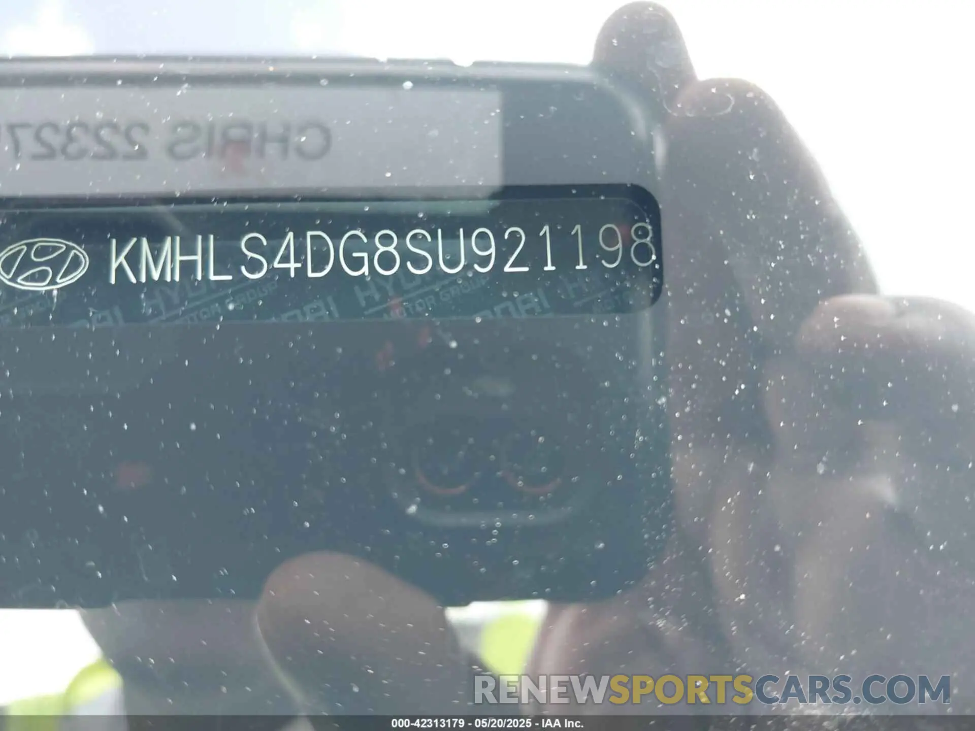 9 Photograph of a damaged car KMHLS4DG8SU921198 HYUNDAI ELANTRA 2025