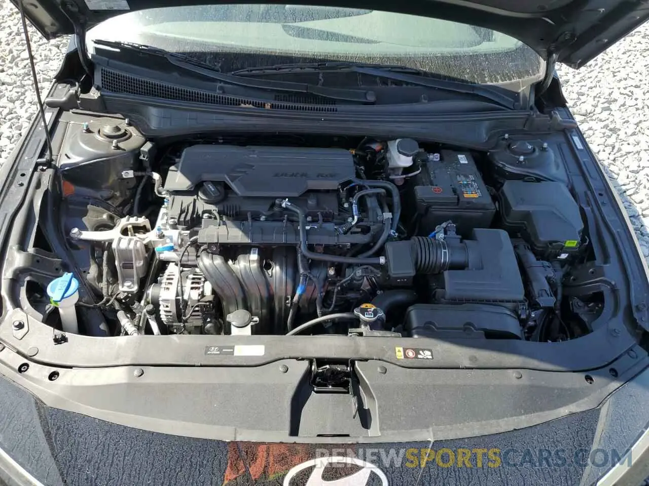 11 Photograph of a damaged car KMHLS4DG8SU933531 HYUNDAI ELANTRA 2025