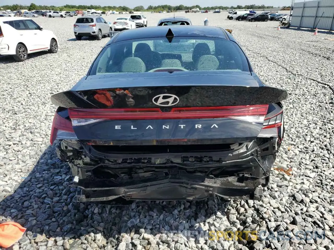 6 Photograph of a damaged car KMHLS4DG8SU933531 HYUNDAI ELANTRA 2025